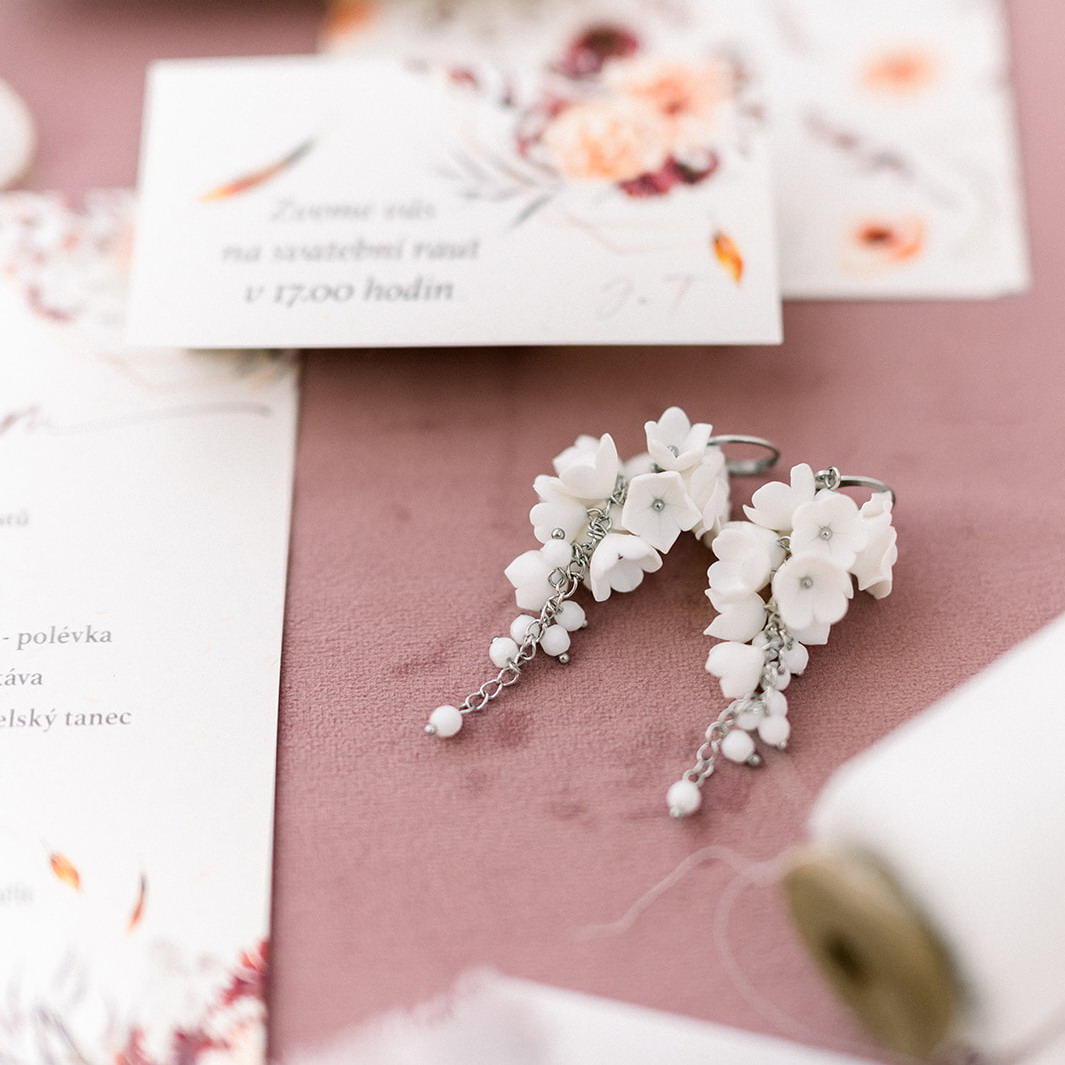 Výměna náušnicového zapínání