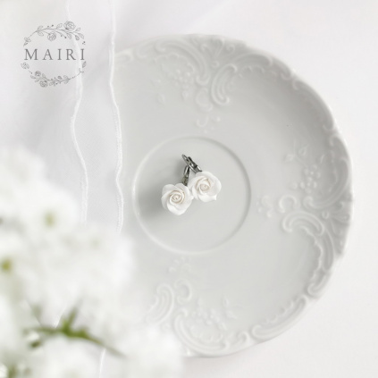 Mairi svatební květinové náušnice bílé růžičky