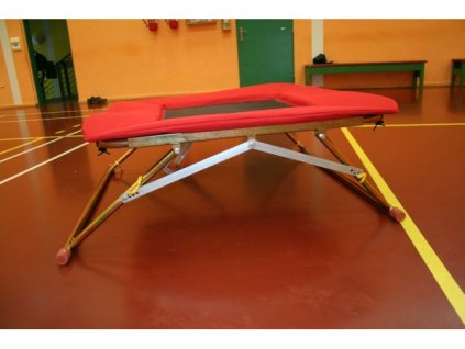 Trampolína gymnastická, nastavitelná výška, rozm. 110x110 cm, pružné lano
