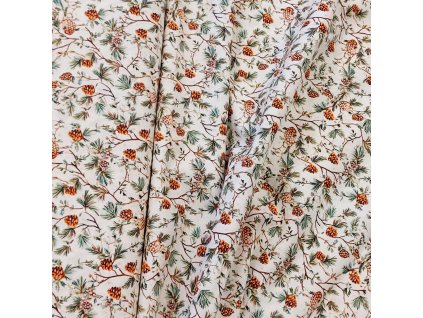 Plátno s vánočním vzorem šišek a jehličí na bílém podkladu – metráž pro tvoření z www.majjam.cz