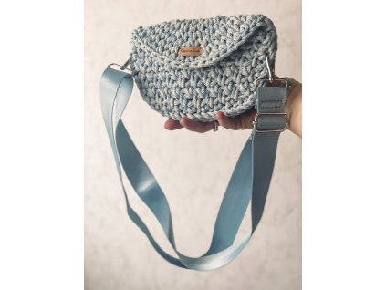 Háčkovaná dětská ledvinka