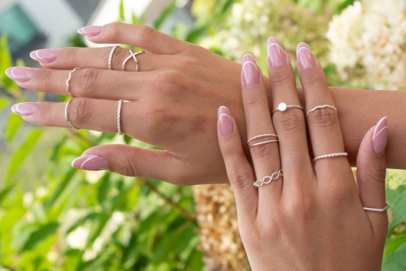 Jak nosit prsteny: Nechte šperky mluvit za vás