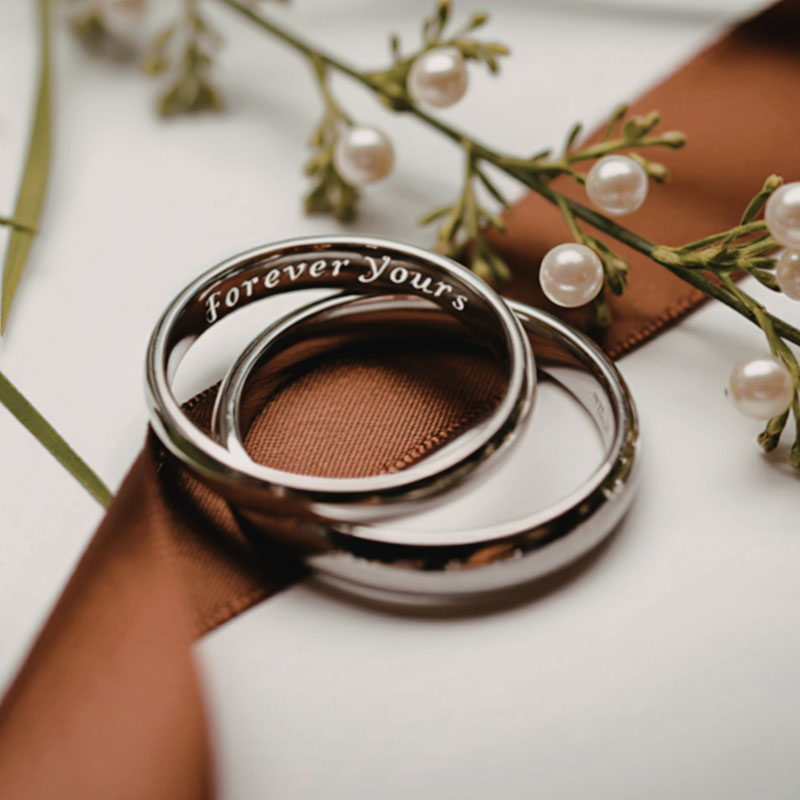 Prsten s gravírováním