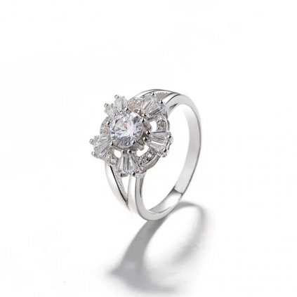 10053 przepiękny srebrny pierścionek zaręczynowy z cyrkoniami tylko na majya cz