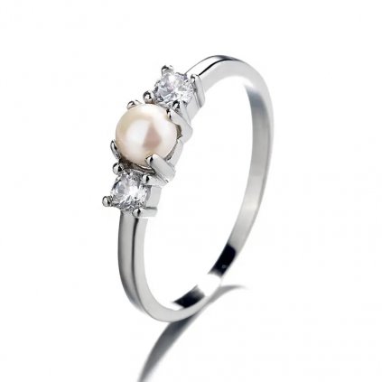 10037 jemný strieborný prsteň s perlou a zirkónom kúpiť na maju