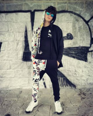 Tak jako zase zpátky k těm dětem. 😁Dneska na eshopu mikina a kalhoty. 😁 #parkourlife #dressforyou #czechfashion...