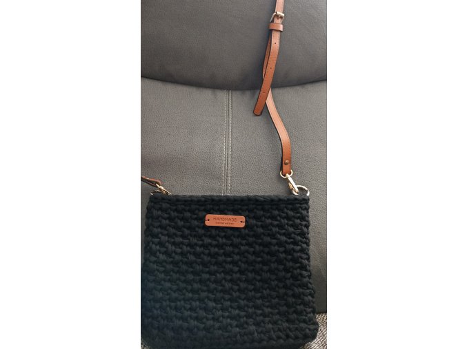 Černá crossbody