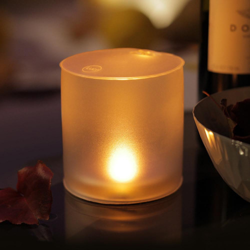 Mpowerd svítilna LUCI CANDLE