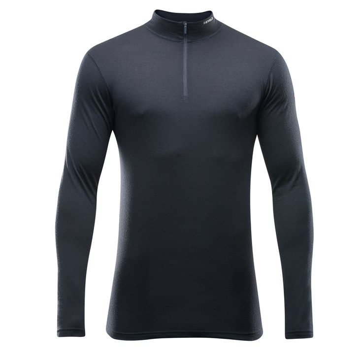 Devold pánský rolák se zipem Breeze Merino 150 Zip Neck Barva: black, Velikost: M