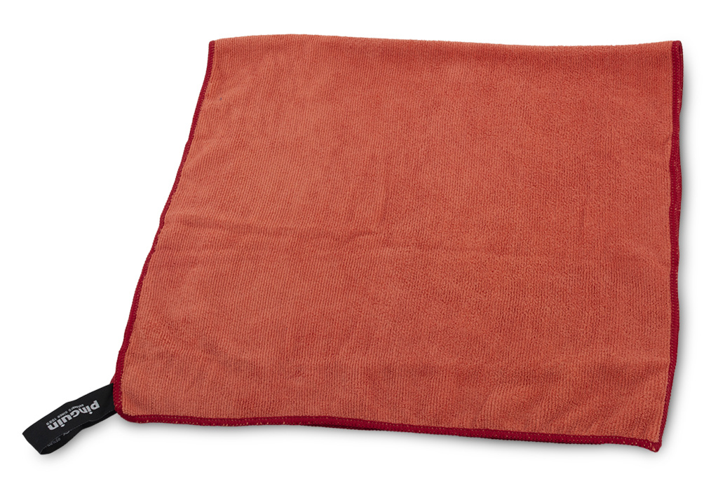 Pinguin rychleschnoucí ručník Micro towel 2021 40 x 80 cm Barva: red