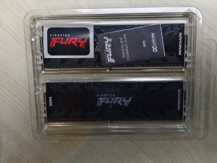 32GB DDR4 4266MHz Kingston Fury Renegade CL19