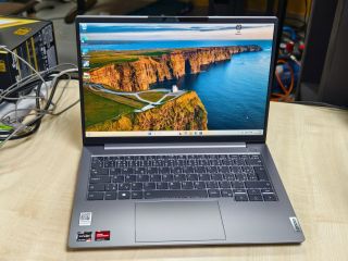 Zánovní 8 jádrový kovový notebook, 16GB ram, 1TB SSD -záruka Při odběru dnes, sleva 2000kč! MOŽNO ODKOUPIT VÁŠ POČÍTAČ...