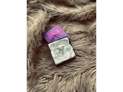 7ad4f37b 1de7 4970 873e fe784ce15c9a