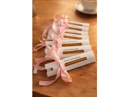 Bambusové propisky s textem