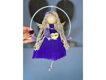 Macrame anděl v kruhu