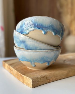 Frozen misečky ❄️🩵 Na e-shopu je jich posledních pár kusů a v tuto chvíli je novoroční sleva na vše, co zbylo z roku...