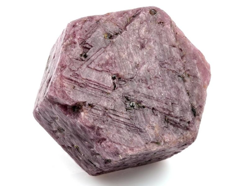 Rubín, drahokam barvy holubí krve