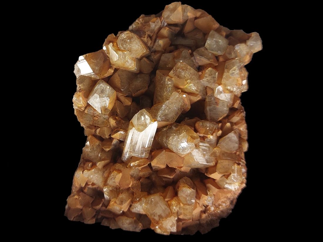 Krystaly topasu ze Sibiře (Rusko)