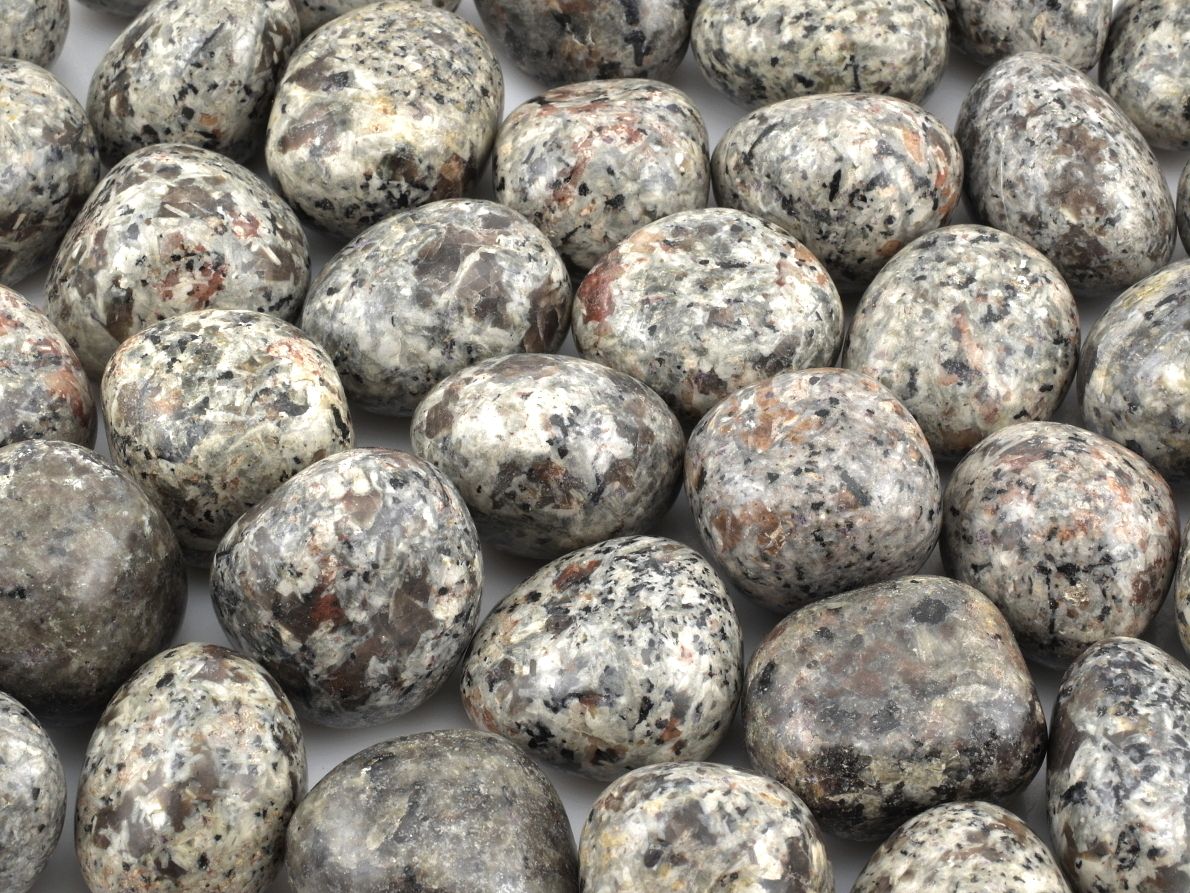 yooperlit-troml-kamen-vetsi