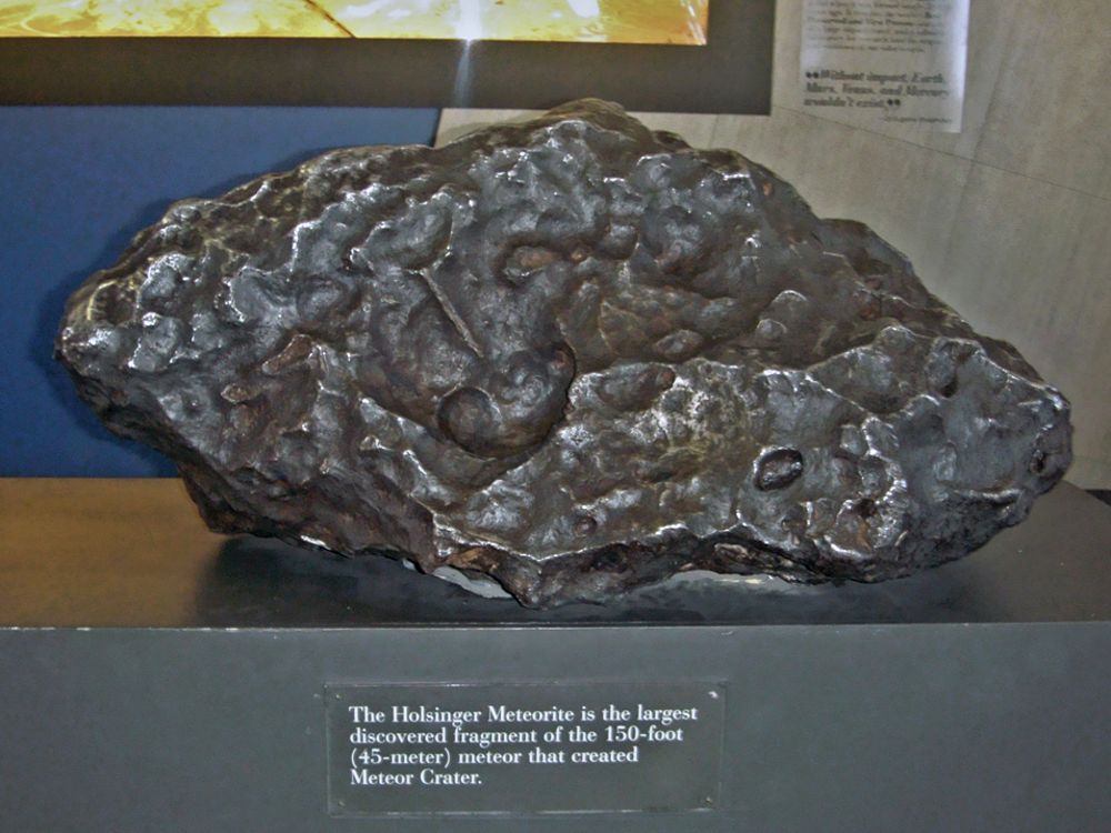 meteorit-z-barringerova-krateru