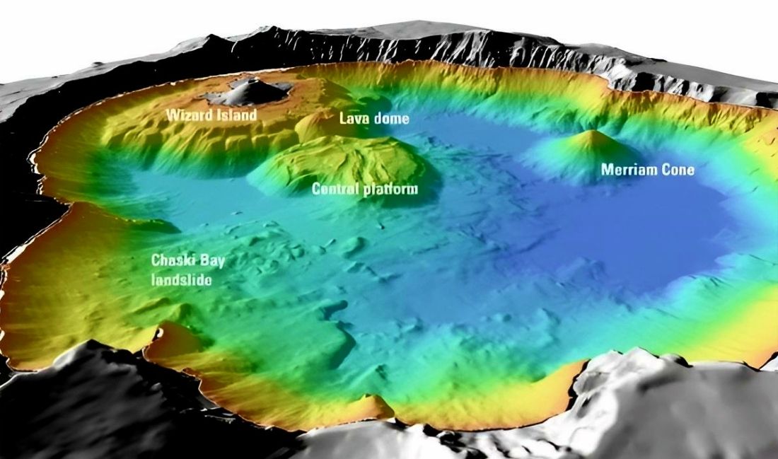 relief-crater-lake-nejhlubsi-jezero-usa