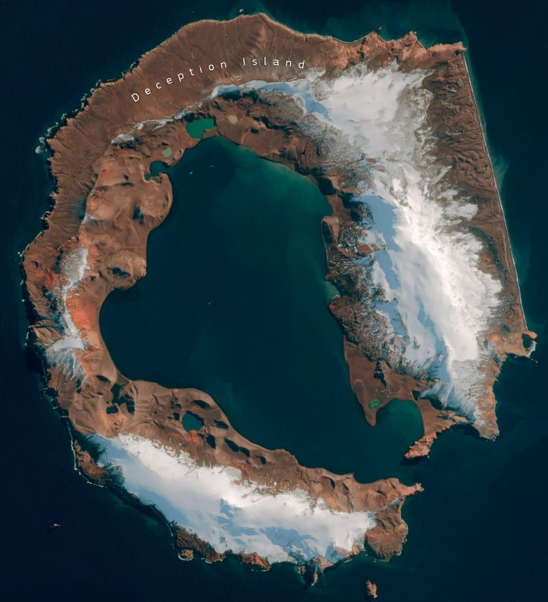 kaldera-satelitni-snimek-ostrova-deception-island