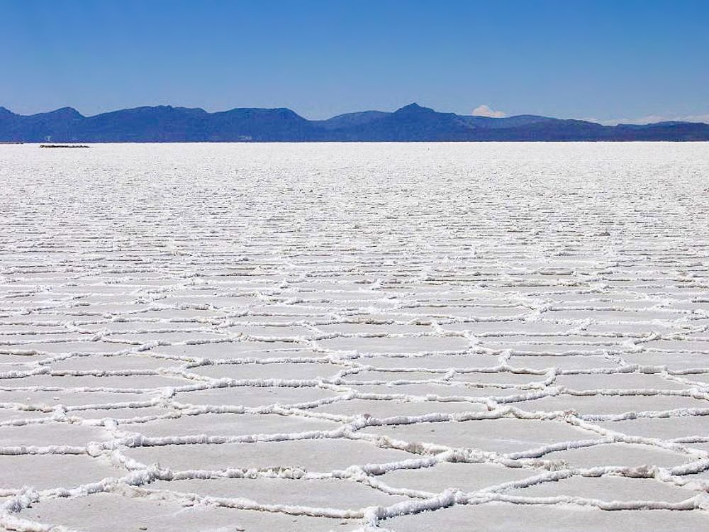 salar-de-uyuni-krystalizace-soli