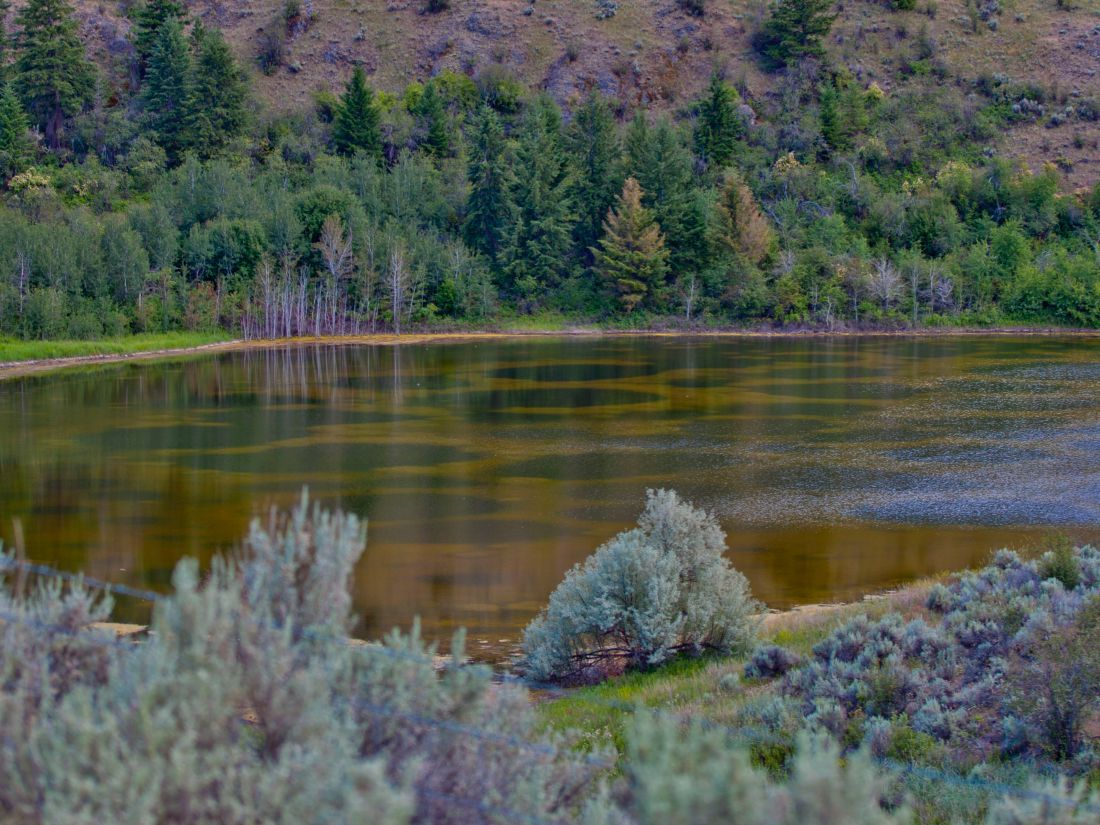 skvrnite-jezero-spotted-lake-zatopene