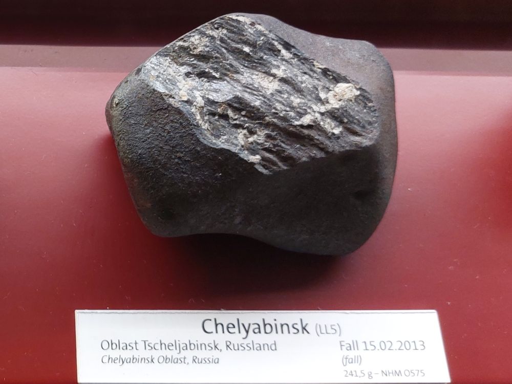 celjabinsky-meteorit-vesbirkach-muzea-ve-vidni