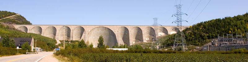 Manicouagan-nadrz-krater-DanielJohnsonDam01