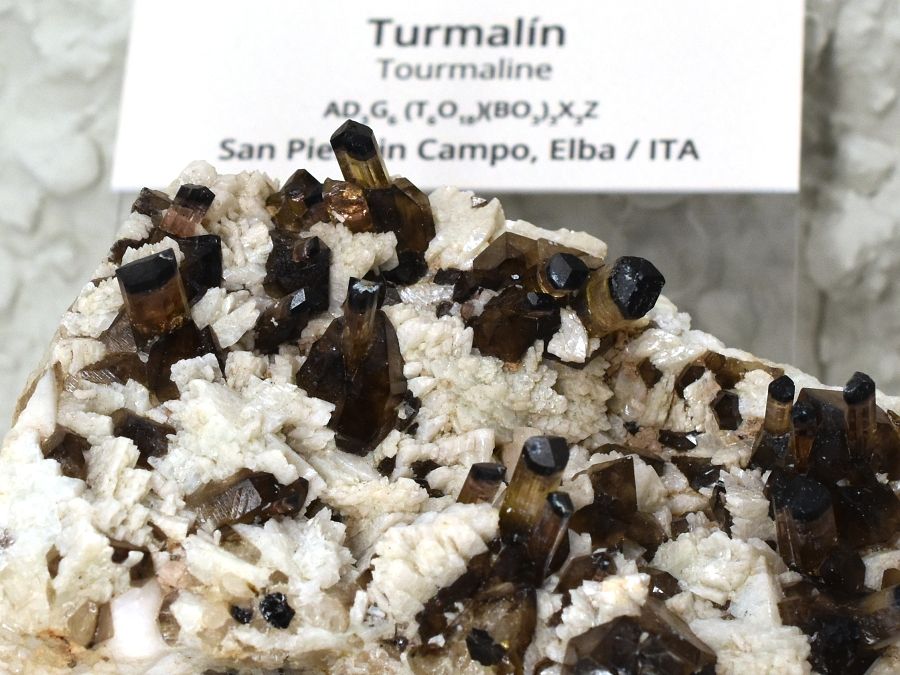 turmalin-elba-italie-11cm