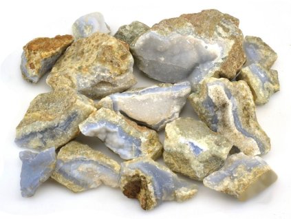 Surový modrý chalcedon z Malawi, 1 kg kamenů v různých velikostech od 3 do 8 cm.