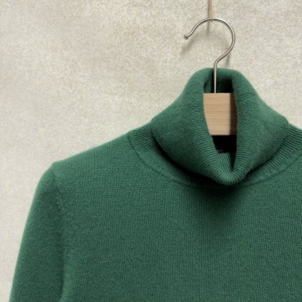 Zelený rolák ze 100% kašmíru