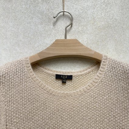 Zlatý svetr z mohéru a vlny