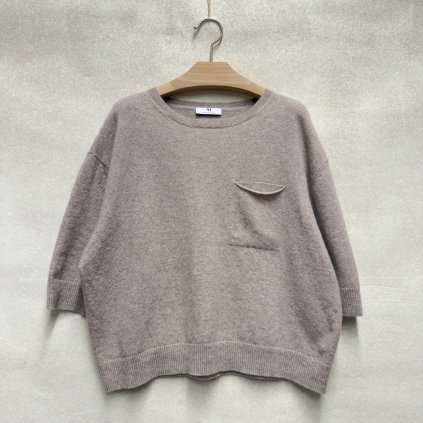 Krásný béžový crop top ze 100% ovčí vlny