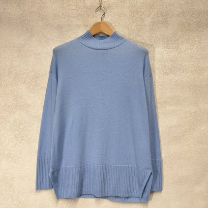 Světle modrý svetr se žebrováním z vlny a kašmíru