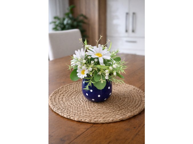 Květinová dekorace do bytu kopretiny