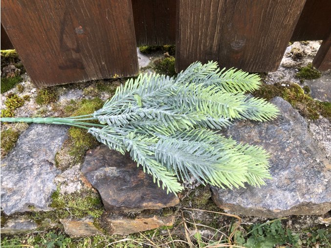 Umělé jehličí 36 cm