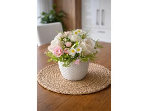 Jarní dekorace do bytu růže