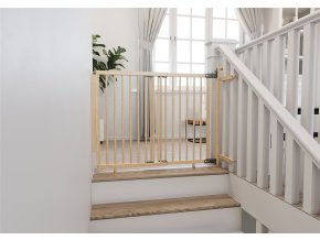 28035 vysoka zabrana babydan adjust pro stair gate baluster edition wood 74 5 114 cm v 81cm na schodisko so svorkami na zabradlie