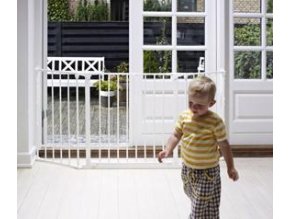 BABYDAN Priestorová zábrana Flex M biela 90-140 cm