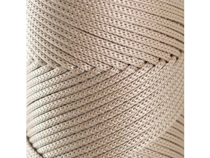 PP. XL Macrame  3 mm - 031 Latte
