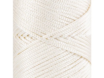 PP. XL Macrame 3 mm - 010 Mlečná