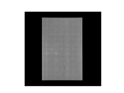 2454 plastova kanava mrizka vysivaci 20 2x30 4 cm bila