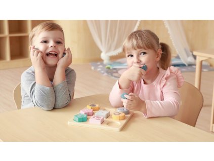 Drevené párovacie puzzle so zvieratkami  Drevené párovacie puzzle so zvieratkami, 9 dielov