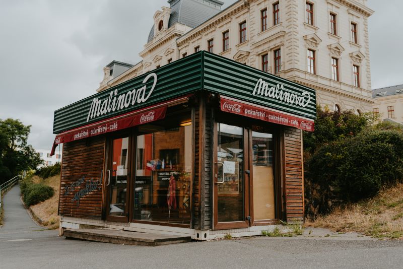 Plzeň - Stánek Nádražní ul.