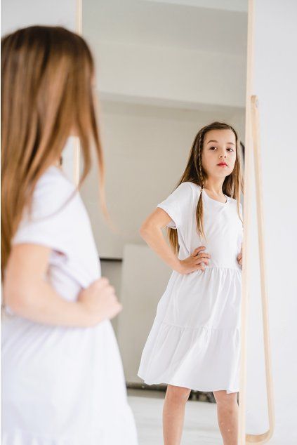Dětské letní tričkové šaty BASIC bílé (Velikost 98/104)