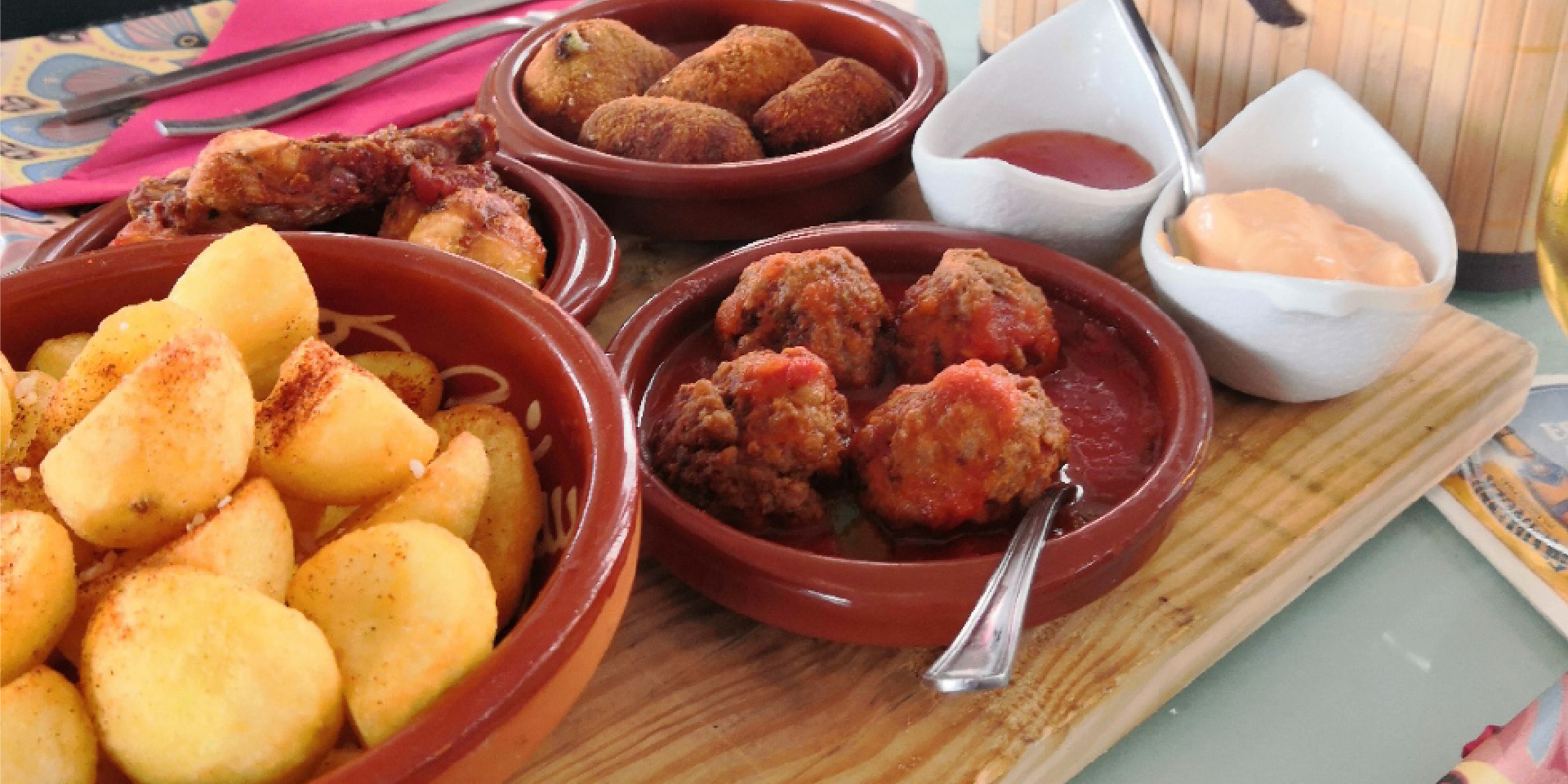 Tapas: Ochutnej něco malého