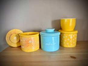 Máslenka s vodním filtrem