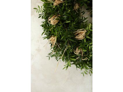 Jarní věnec s pistácií